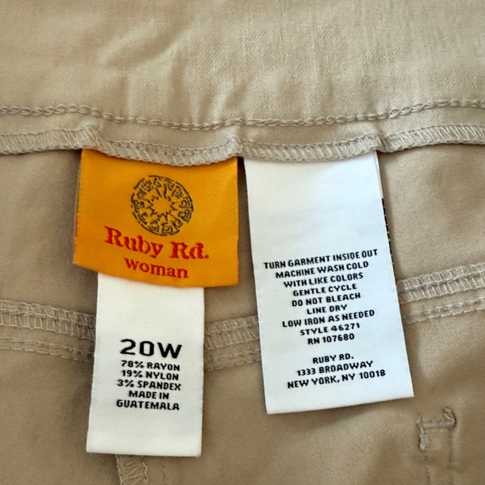 NWT Ruby Rd. Tan Women's Shorts - Picture 4 of 6